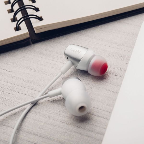 Moshi Mythro C USB-C Earbuds with Mic - Jet Silver