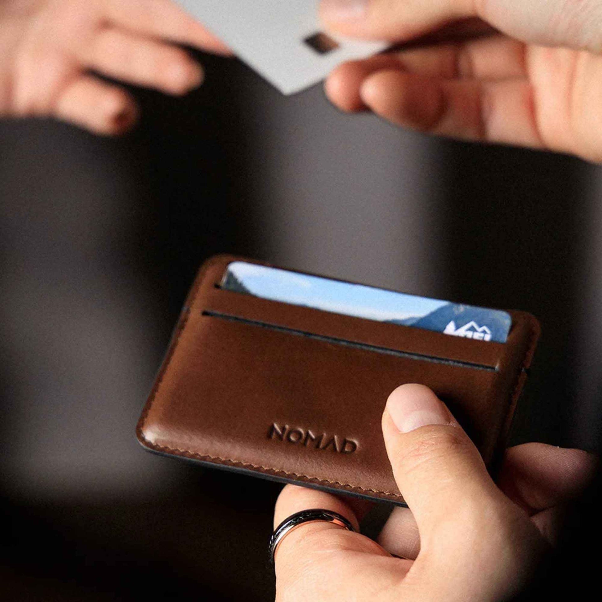 Nomad Card Wallet Horween Leather - Rustic Brown