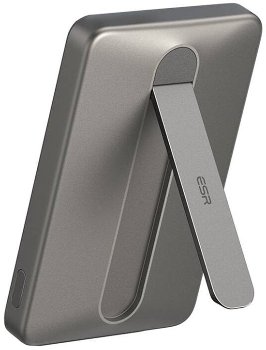 حامل ESR Qi2 MagSlim - بنك طاقة مغناطيسي 15 وات 5,000 مللي أمبير في الساعة - متوافق مع MagSafe Halo Lock Titanium