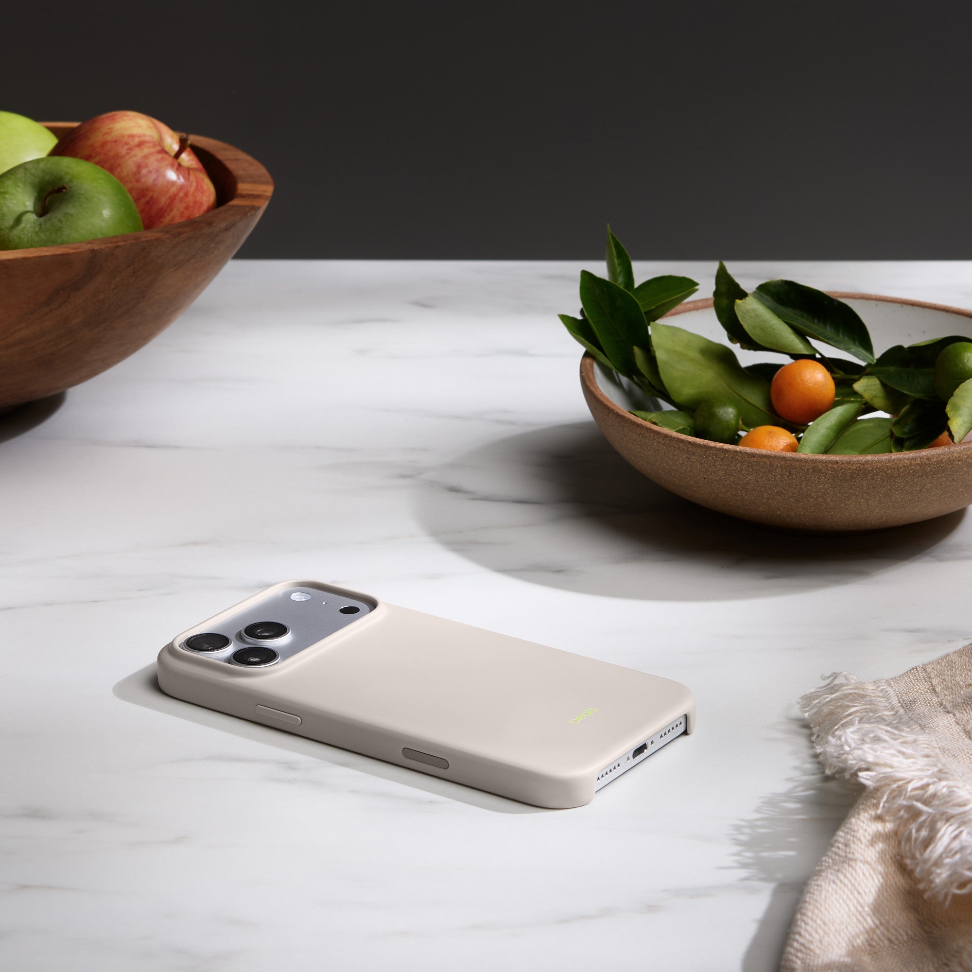 Beats iPhone 17 Pro Max Case with MagSafe and Camera Control – Lime Stone