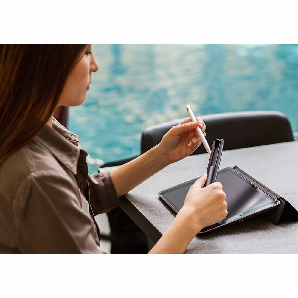 حامل قلم Apple من Uniq Sheathe - جرافيت