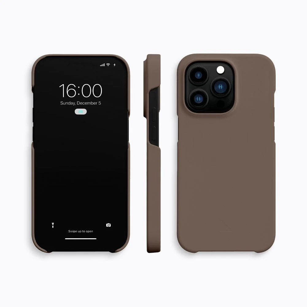 غطاء A Good Company لهاتف iPhone 14 Pro Max (بني ترابي)
