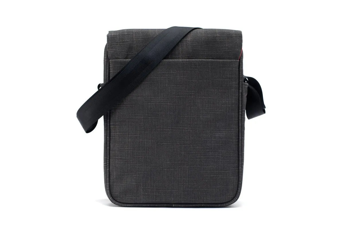 حقيبة سفر Booq Mamba Courier مقاس 11 بوصة - أسود (MCR11-BLK)