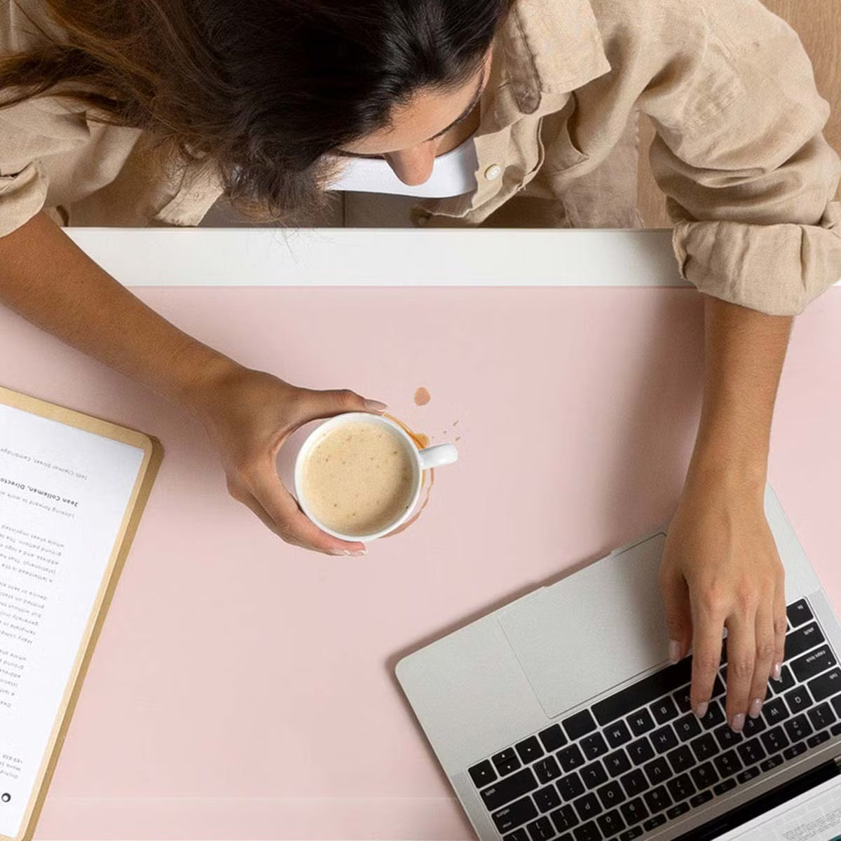 لوحة مكتب مغناطيسية مزدوجة الجوانب من UNIQ Hagen باللون الأصفر والرمادي (UNIQ-HAGENDM-CYELCGRY)