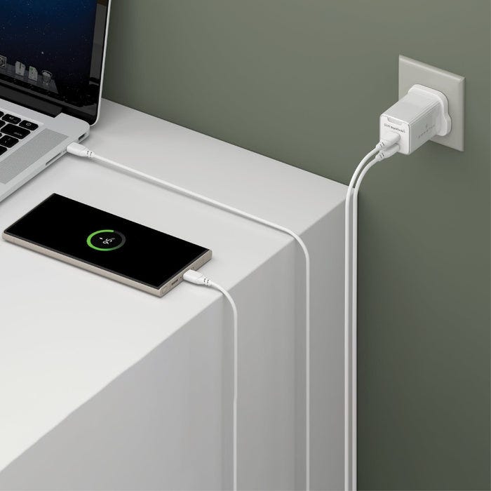 محول حائط Smartix Premium Compact UK بقدرة 65 وات GaN أبيض