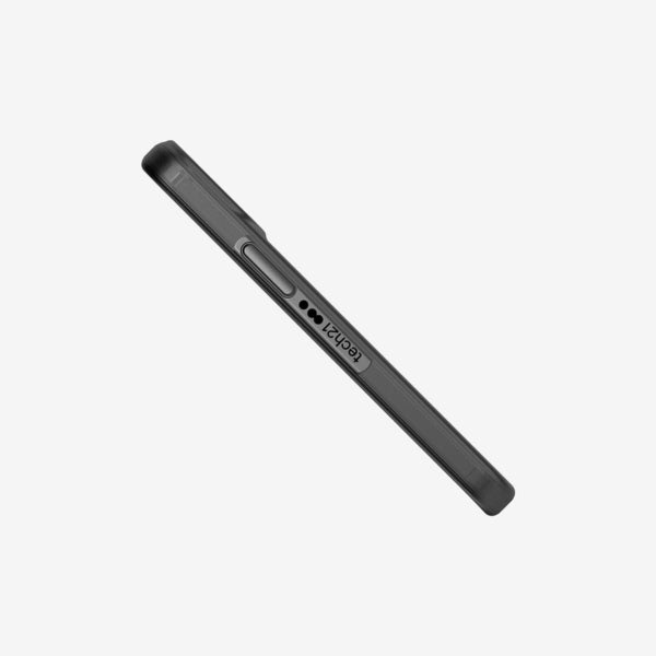 جراب Tech21 Evo Slim، لجهاز iPhone 12 / 12 Pro، أسود 