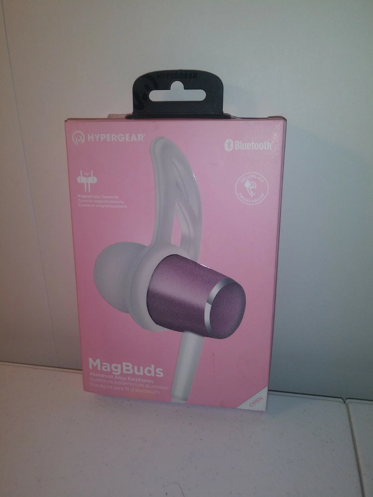 سماعات Hypergear MagBuds الجديدة بتقنية البلوتوث المصنوعة من سبائك الألومنيوم المغناطيسية مع ميكروفون مدمج