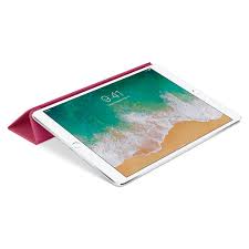 غطاء ذكي من الجلد من Apple باللون الوردي الفوشيا لجهاز iPad Pro مقاس 10.5 بوصة