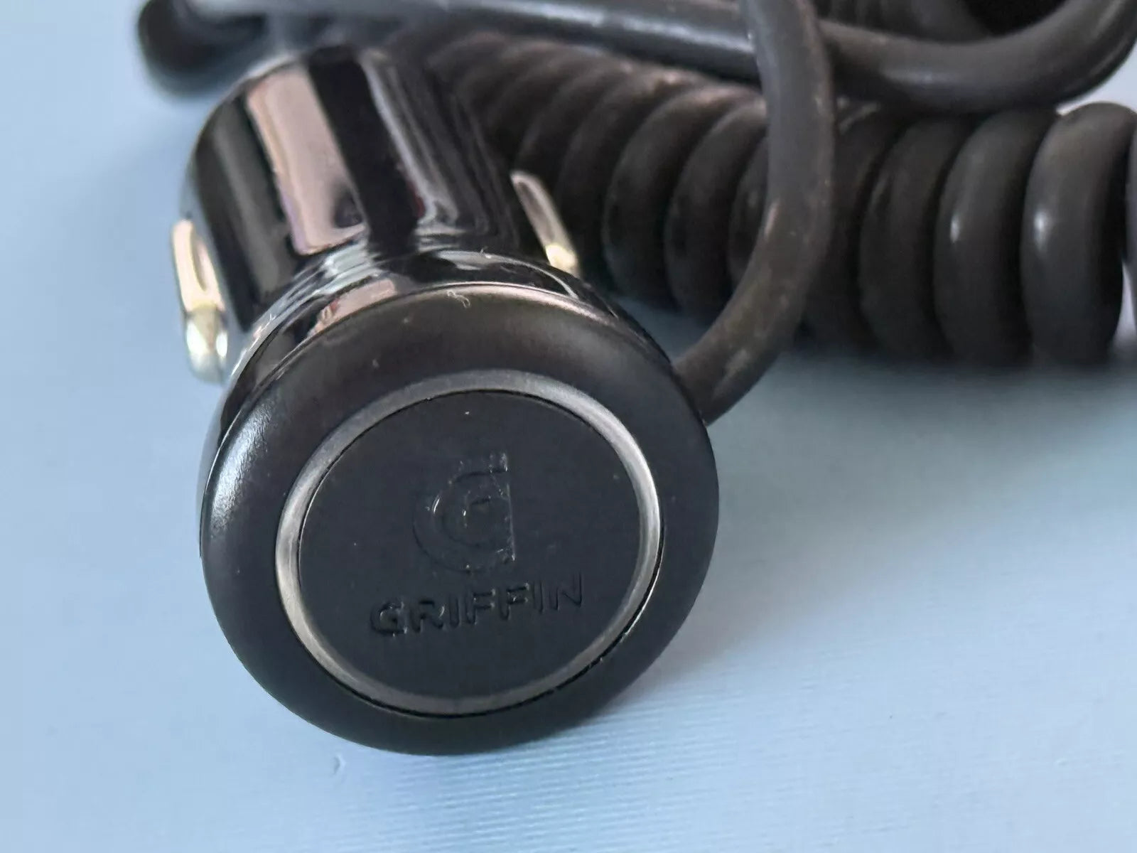 محول طاقة سيارة جريفين باورجولت إس إي - 12 واط / 2.4 أمبير لأجهزة آيفون/آيباد - أسود