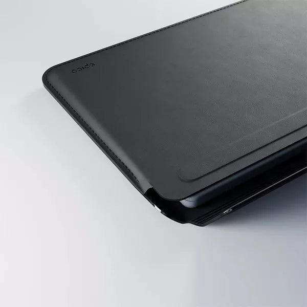 EPICO Leather Sleeve for MacBook Pro 16" - black